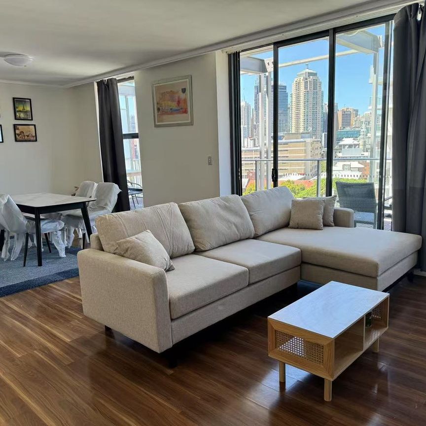 Fully Furnished Luxury Sydney Central Penthouse with Pool and Gym - Photo 1