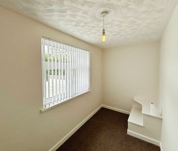 High Street, Caeharris, MERTHYR TYDFIL - Photo 4