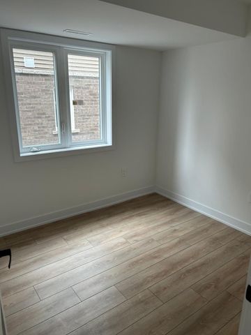 For Lease - 53 Pumpkin Corner Crescent Unit# 2, Barrie, Ontario - Photo 5