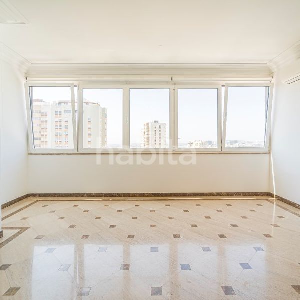 Apartamento T3 em Lisboa - Foto 1