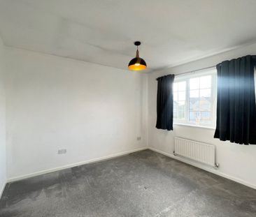 Falcon Way - Photo 4