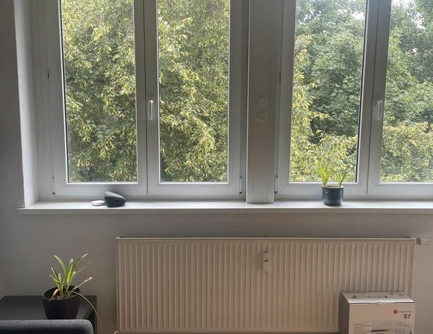 2-Zimmer-Wohnung in Lichtenberg – möbliert - Photo 1