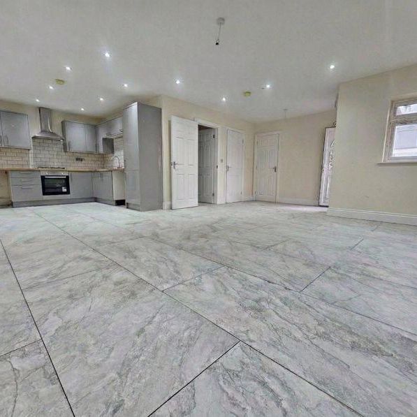 3 bedroom bungalow to rent - Photo 1