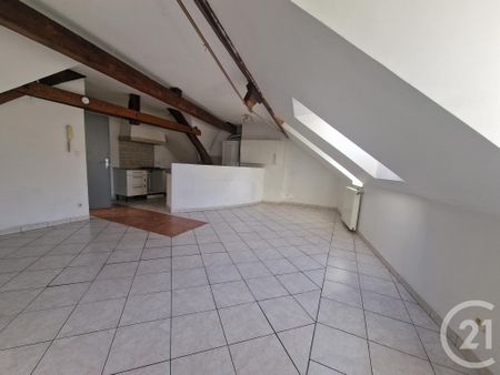 Location Appartement 4 pièces 72m² NEVERS 58000 - Photo 4