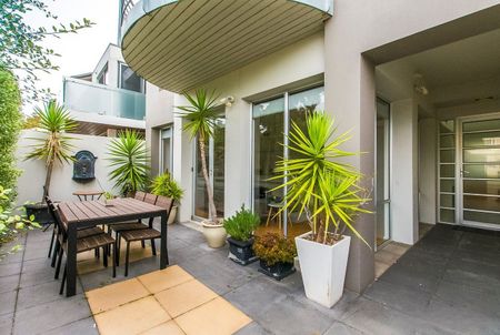 20 Swanston Street, Geelong - Photo 2