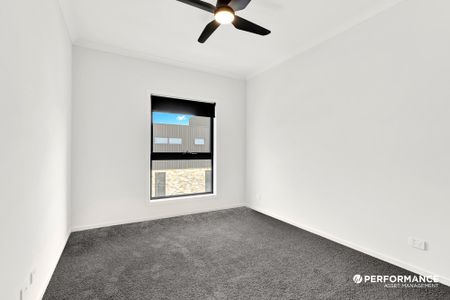 5 Laidlaw Avenue, Broadmeadows VIC 3047 - Townhouse For Rent | Domain - Photo 5