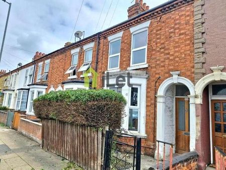 St. Leonards Road, Northampton, NN4 - Photo 3