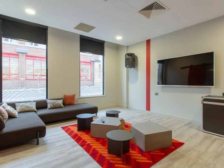 Silver Studio - Photo 2