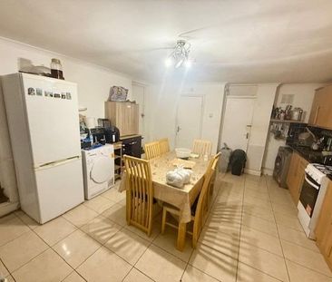 4 bedroom detached bungalow to rent - Photo 1