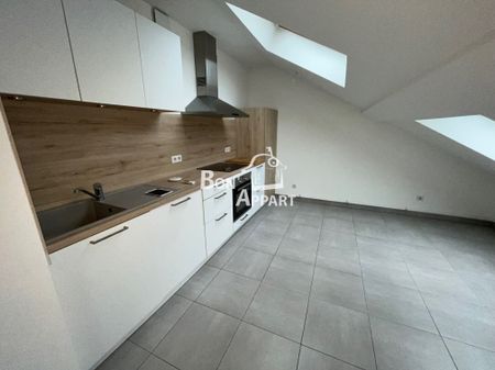 Location Appartement 3 pièces 54m² ST PRIVAT LA MONTAGNE 57855 - Photo 5