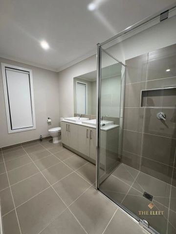 “Beautiful 4-Bedroom Family Home in a Prime Wyndham Vale Location!!” - Photo 5