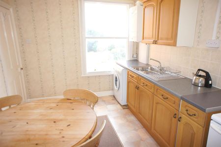 Windsor Street, Bletchley, Milton Keynes, MK2 - Photo 3