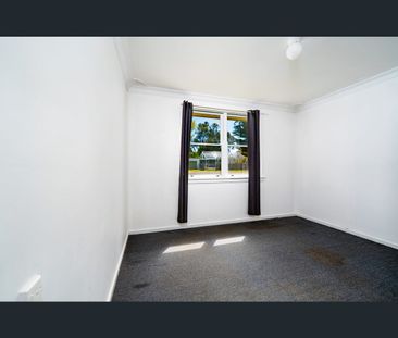 4 Helen Avenue, Armidale, NSW 2350 - Photo 4