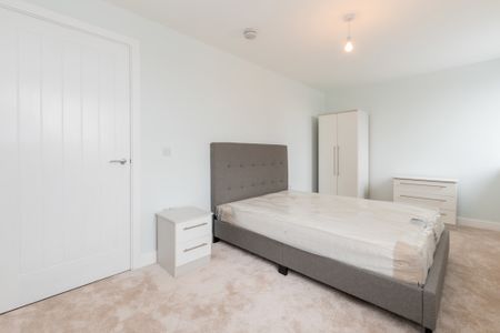 Victoria Riverside, Leeds - Photo 2