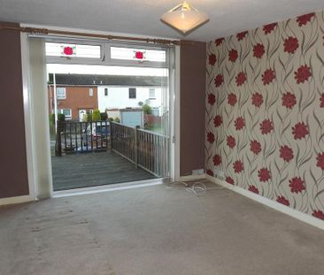 3 bedroom terraced house to rent - Photo 3