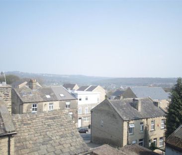 2 bedroom terraced house to rent - Photo 4