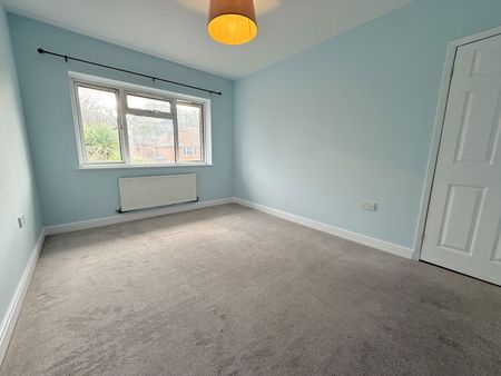 Chawton Park Road, Alton, GU34 1RQ - Photo 3