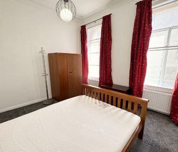 1 Bed, First Floor Flat - Photo 2