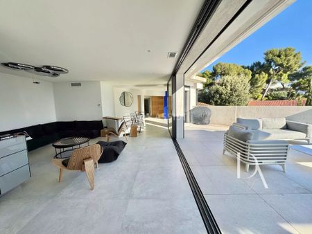 Tout savoir sur cette maison à Cassis - Photo 2