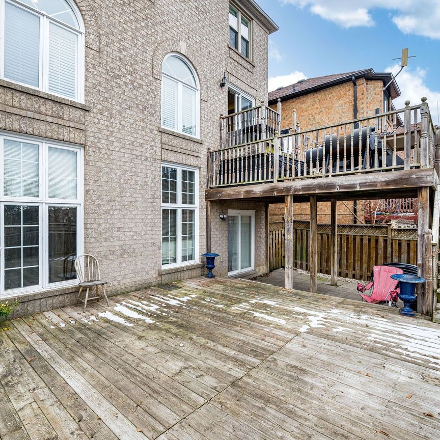 For Lease - 85 Forestgrove Circle, Brampton, Ontario - Photo 1