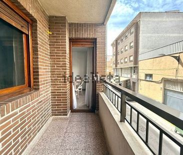 Alquiler de piso en Almoradí - Foto 2