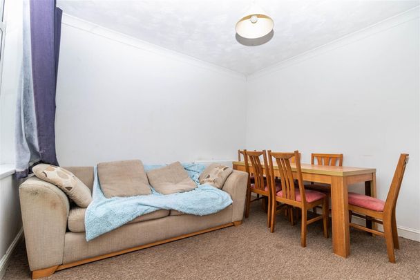 Winchester Road, Worthing - Photo 1