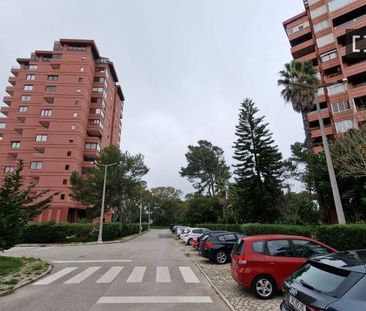 lisbon, Setúbal Municipality 2825-485 - Photo 2
