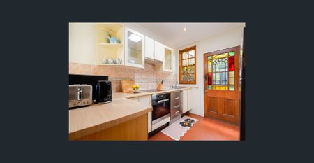 Fully Furnished 3-Bedroom Home - Photo 4