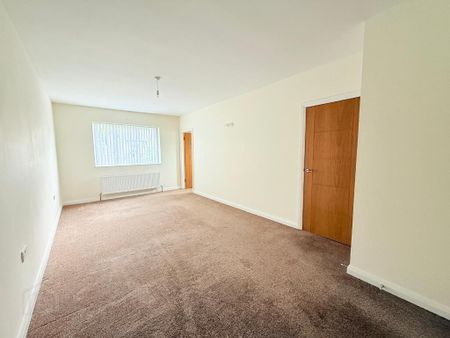 11 Old Galgorm Road, Ballymena, BT42 1AL - Photo 3