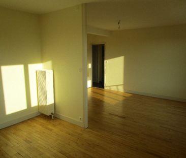 Location Appartement 3 pièces 64m² RENNES 35700 - Photo 2
