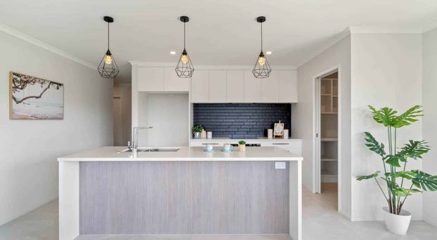 Stunning Home in Paerata - Photo 1