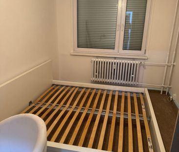Pronájem bytu 2+kk • 46 m² bez realitkyŠiškova, Praha - Kobylisy - Photo 3