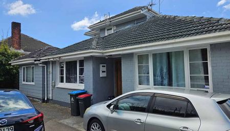 1 Bedroom Flatemate Wanted - Photo 4