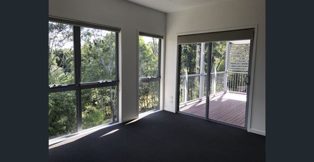 CARBROOK BEAUTY - Photo 1