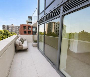 For Lease - 4010 Eglinton Avenue Unit# 504, Toronto, Ontario - Photo 4
