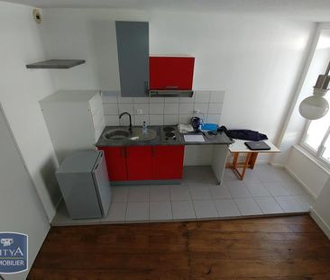 Location Appartement 1 pièce 20m² ANGOULEME 16000 - Photo 2