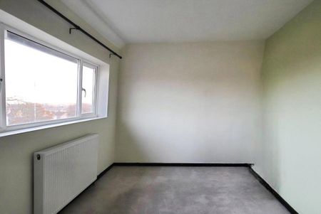 2 bedroom semi-detached house to rent - Photo 4