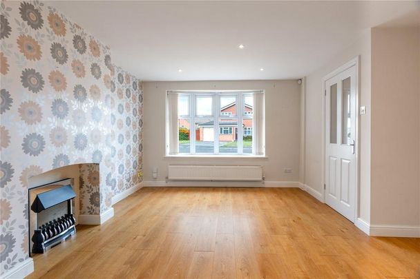 3 bedroom link detached house to rent - Photo 1