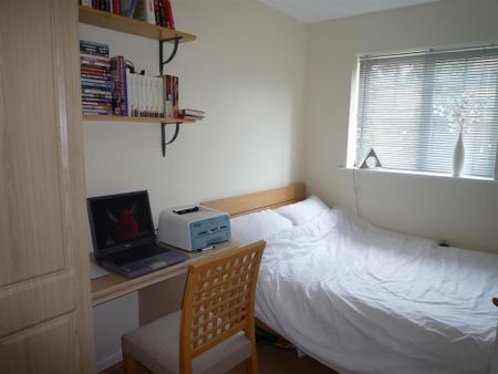 2 bedroom terraced house to rent - Photo 3
