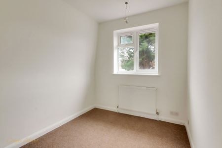 3 bed terraced house to rent in Downview Road, Yapton, BN18 - Photo 4