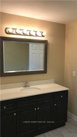 For Lease - 157 Elliott Avenue Unit# Main Level, Oshawa, Ontario - Photo 4