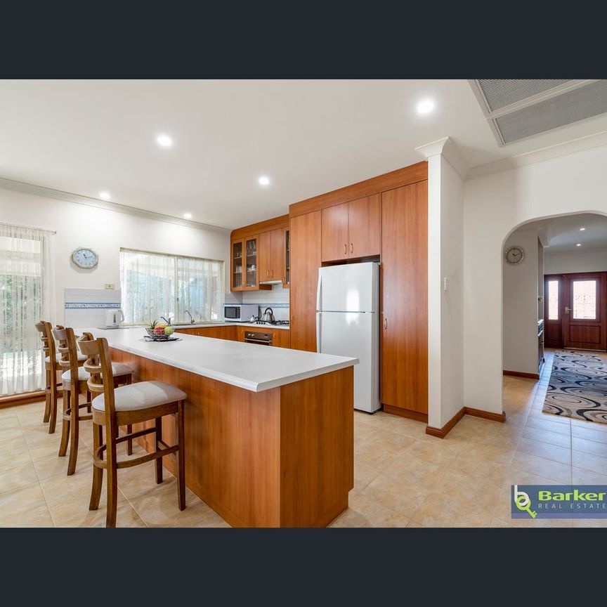 77 Kingfisher Drive, Hewett, SA 5118 - Photo 1