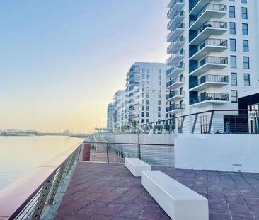 Cozy1 BHK apartment | Canal View | Ready To Move - Photo 4