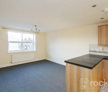 Faulds Court, James Street, Wolstanton, ST5 - Photo 4