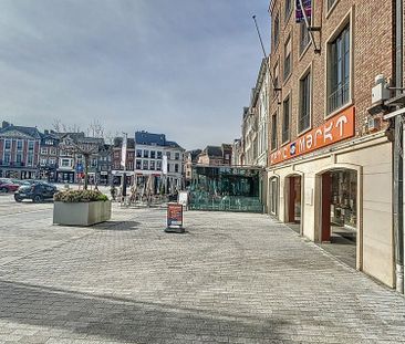 Ruim 3 slpk. appartement op de Grote Markt van Sint-Truiden - Foto 5