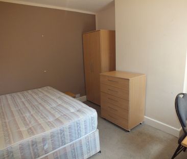 4 Bed Terraced House, Erleigh Road, RG1 - Photo 4