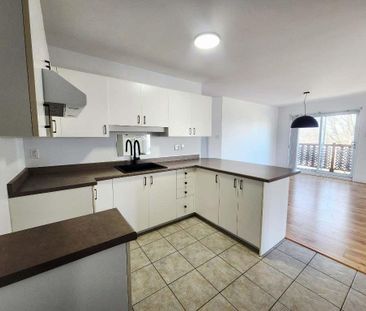 superbe 4 1/2 à Breakeyville, 1235$/M. - Photo 3