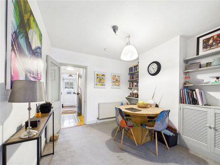 3 bedroom terraced house to rent - Photo 3