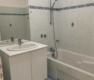 Location Appartement 3 pièces 67m² - Photo 4