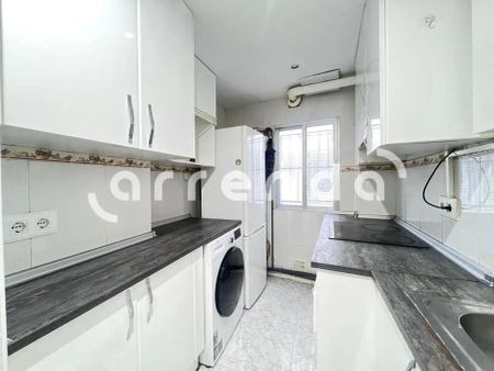 Piso de alquiler en De Antonio López, Comillas - Photo 2